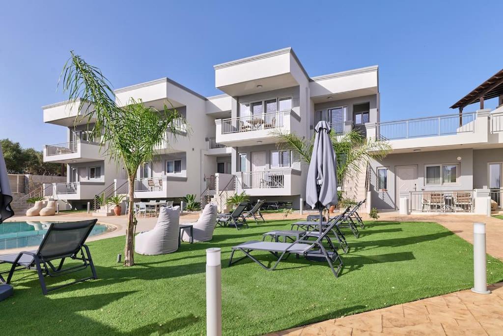 Superior Family Apartment W/Pool Dining Area Stavromenos Exteriér fotografie